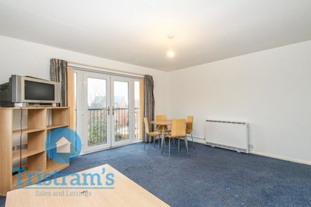 2 bed Apartment for Rent - Photo 4