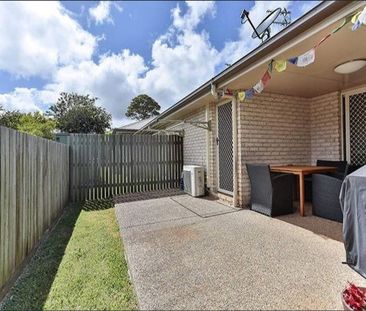 Immaculate Unit & Ideal Location! - Photo 4
