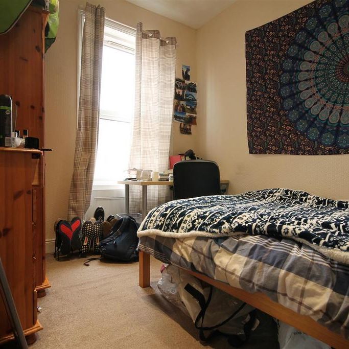 3 bedroom maisonette to rent - Photo 1