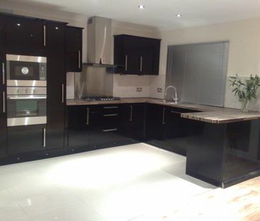 3 bedroom House To Let - Photo 5