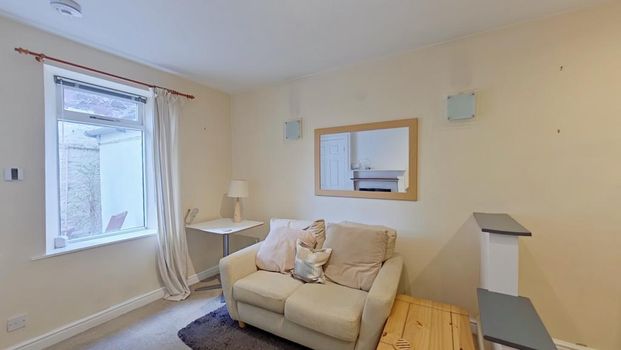 1 bedroom ground floor maisonette to rent - Photo 1