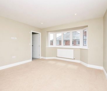 4 bedroom House To Let Total Size: 2183 SQ FT - Photo 3