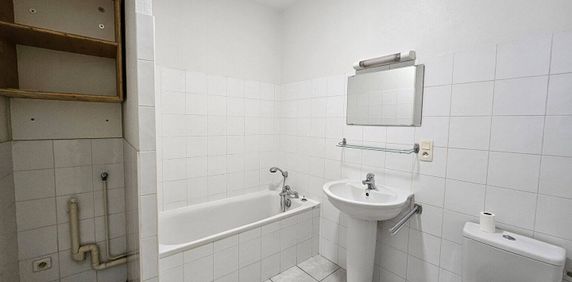 Location appartement 2 pièces 37.89 m² à Bourg-en-Bresse (01000) CENTRE VILLE - Photo 2