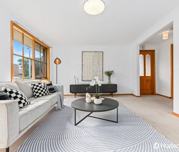 Single level bliss. - Photo 4