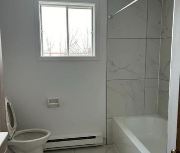 JUILLET 41/2 , Secteur Université, Mont Bellevue - Photo 3