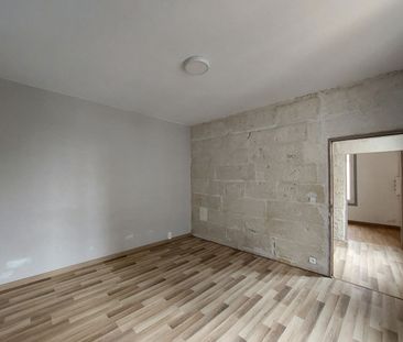 Location Appartement 3 pièces 55m² - Photo 2