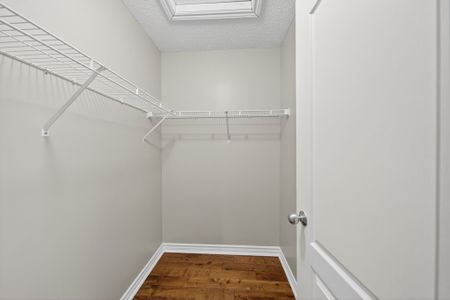 For Lease - 70 Diana Way, Barrie, Ontario - Photo 2