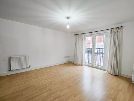 2 bedroom flat to rent - Photo 5