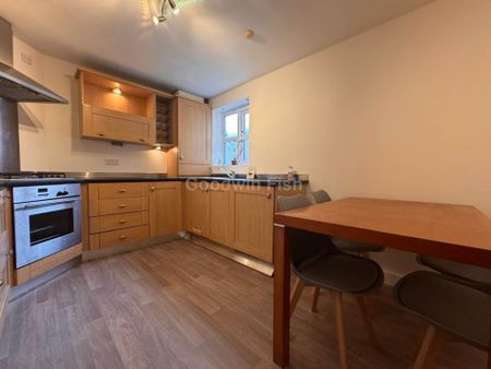 71 Greenwood Road, Wythenshawe - Photo 3