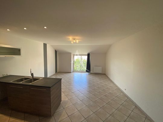 Location Appartement 3 pièces 59m² - Photo 1