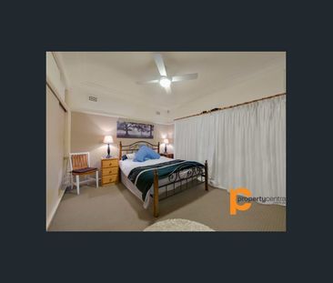 Neatly Presented 3 Bedroom Family Home - Photo 3