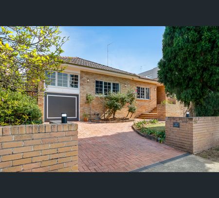 40 Coolawin Road, Northbridge, NSW 2063 - Photo 2