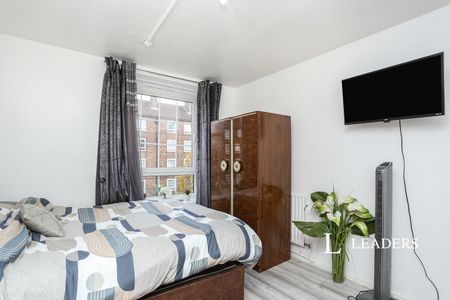 2 bedroom apartment to rent Barville Close, London, SE4 - Photo 4