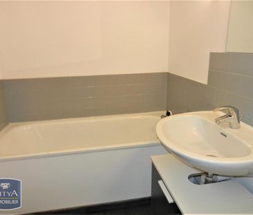 Location Appartement 3 pièces 59m² CHALON SUR SAONE 71100 - Photo 4