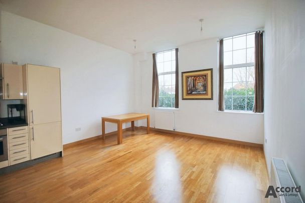 2 bedroom flat to rent - Photo 1