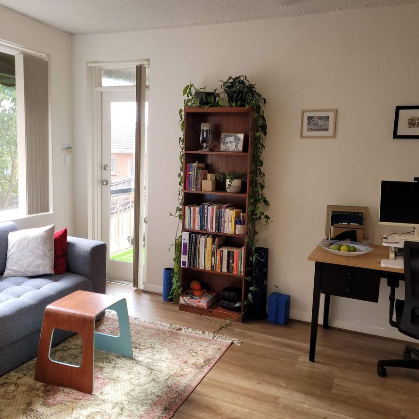 Renovated One Bedroom - Photo 1