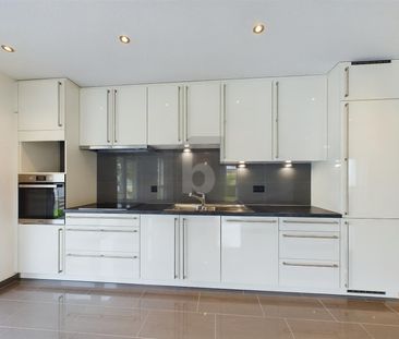 HELLER OFFENER WOHNBEREICH - Photo 5