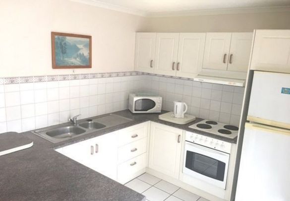 1/6 View Street, West Gladstone - Photo 1