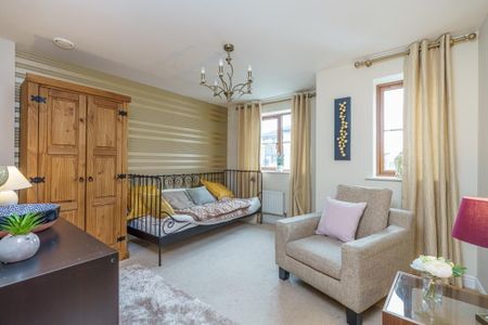 John North Close, High Wycombe - Photo 2