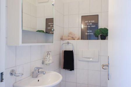 2.5 Zimmer, 60 m², 3. Stock - Foto 5