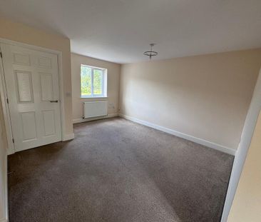 3 bedroom townhouse to rent - Photo 2