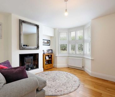 4 bedroom semi-detached house to rent - Photo 1