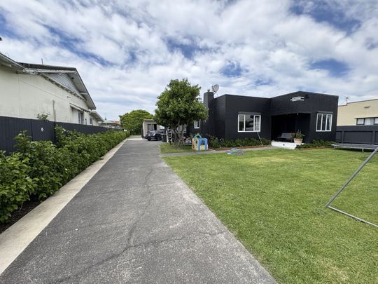 604b Elm Road, Akina - Photo 1