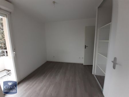 Location Appartement 2 pièces 36m² MARMANDE 47200 - Photo 4