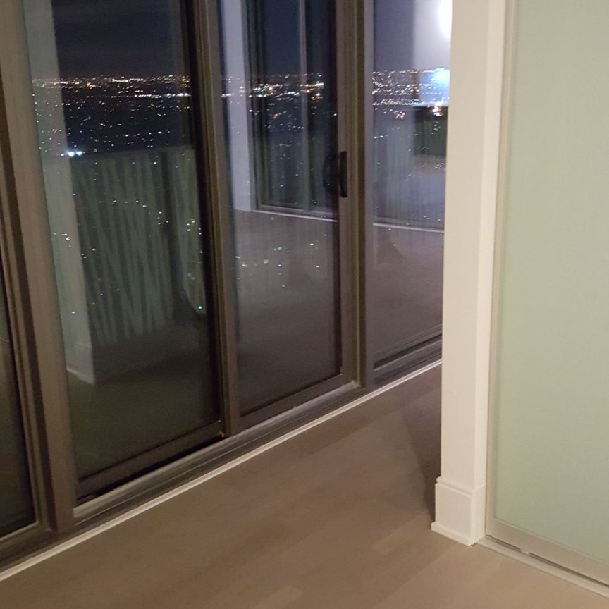 For Lease - 42 Charles Street Unit# Lph5005, Toronto, Ontario - Photo 1