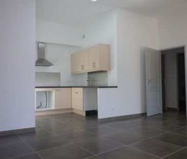 APPARTEMENT DEUX CHAMBRES AVEC CAVE 61m² COURS POURTOULES ORANGE, - Photo 2