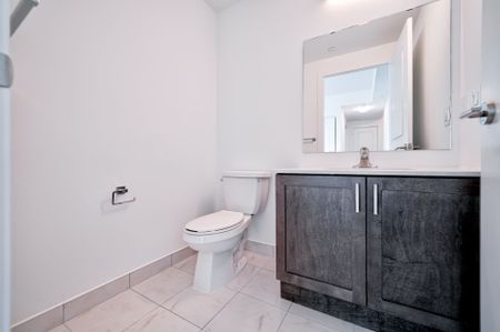 For Lease - 1063 Douglas Mccurdy Comm Circle, Mississauga, Ontario - Photo 3