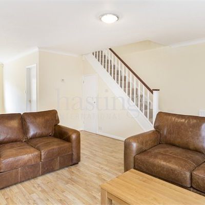 Leydon Close, Rotherhithe, London, SE16 5PF - Photo 1