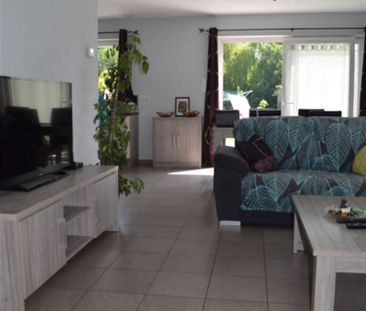 Maison 3 façades sise sur 5 ares 67 ca - Photo 2