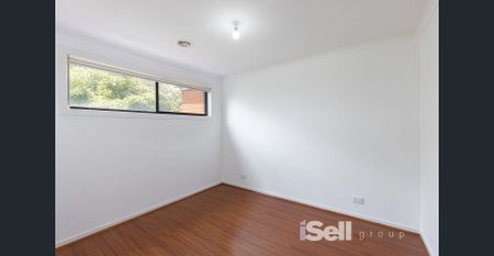 3 Bedroom Townhouse in Dandenong - Photo 3