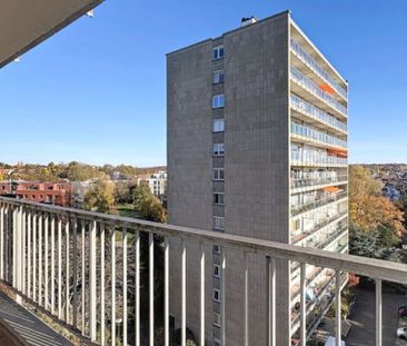 Appartement te huur in Watermaal-Bosvoorde voor € 1.000 met 1 slaap... - Photo 1