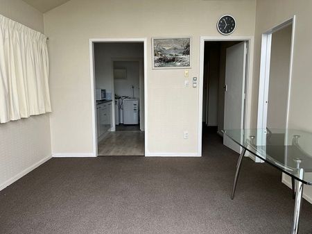 Super location comfortable home - Photo 4
