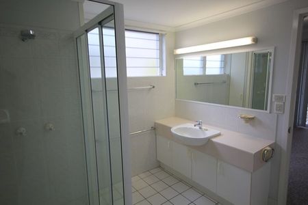 6/377 Stanley Street, North Ward - Photo 5