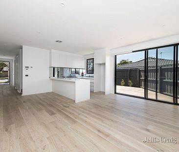 2/43 Park Crescent, Williamstown North - Photo 2