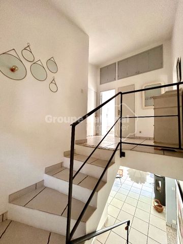 A LOUER Châteauneuf-du-Pape, Maison 2 chambres, terrasse, garage, cave, - Photo 2