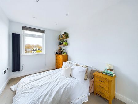 Waldegrave Road Teddington - 1 bedroomProperty for lettings - Chasebuchanan - Photo 2