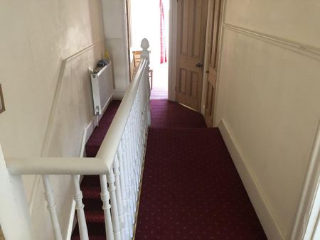 4 bedroom terraced house to rent - Photo 3