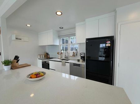 2 Bedrooms on Ladies Mile - Photo 4