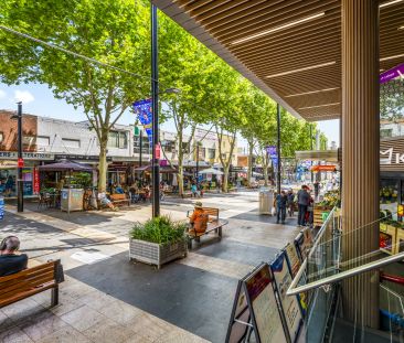 Jade Gardens: Heavenly Top Floor Chic Apartment With Light, Tree To... - Photo 2