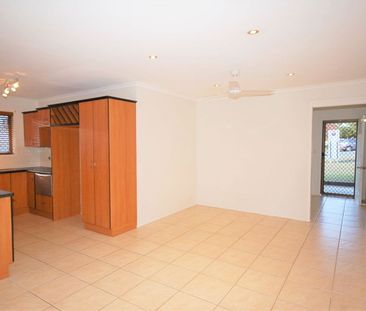 FAMILY-FRIENDLY LIVING IN THE HEART OF PETRIE - Photo 2