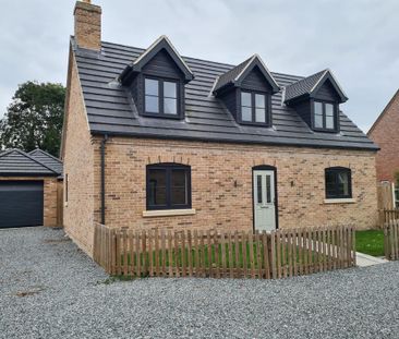 3 bedroom detached house to rent - Photo 2