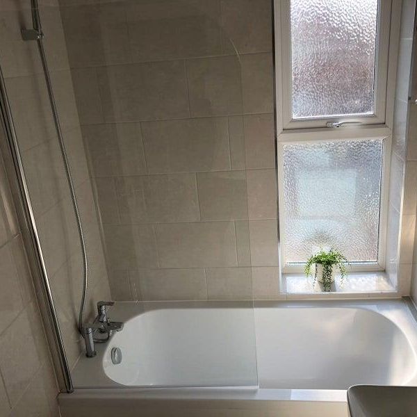 6 bedroom house share to rent - Photo 1