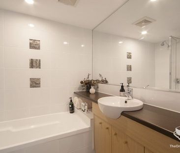 DOUBLE STOREY 3 BEDROOM 2 BATHROOM CORNER APARTMENT ON KAWANA ISLAND - Photo 5