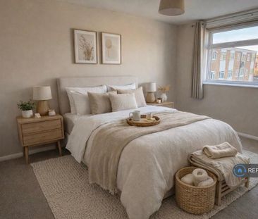 2 bedroom flat to rent - Photo 3