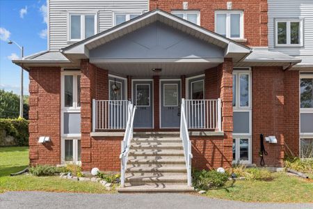 For Lease - 184 BRISTON Private, Hunt Club - South Keys and Area, Ontario - Photo 4