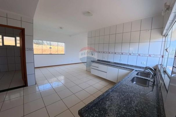 Casa com 3 suítes para locação, 185m2 por R$4.100, Jardim Estancia Brasil - Atibaia/SP - Foto 1